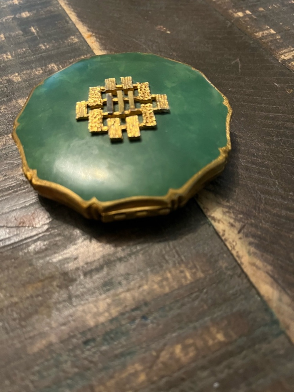 Vintage KIGU of London Jade & Gold Toned Powder Compact with Filter and Mirror - Picture 3 of 11